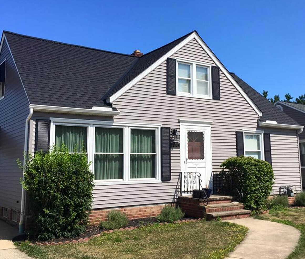 cost of a roof replacement on a home in chagrin falls