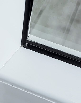 inspecting window flashing