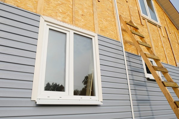 home needing our siding replacement services in euclid oh