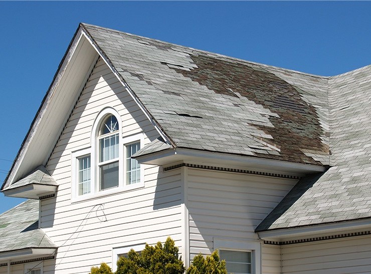 Roof storm damage repair in Chesterland