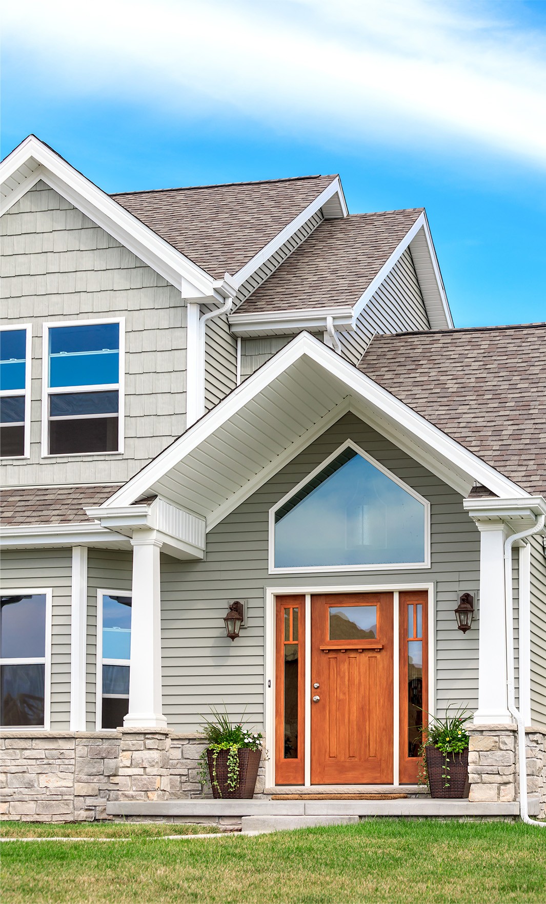 home benefiting from a roof inspection in euclid